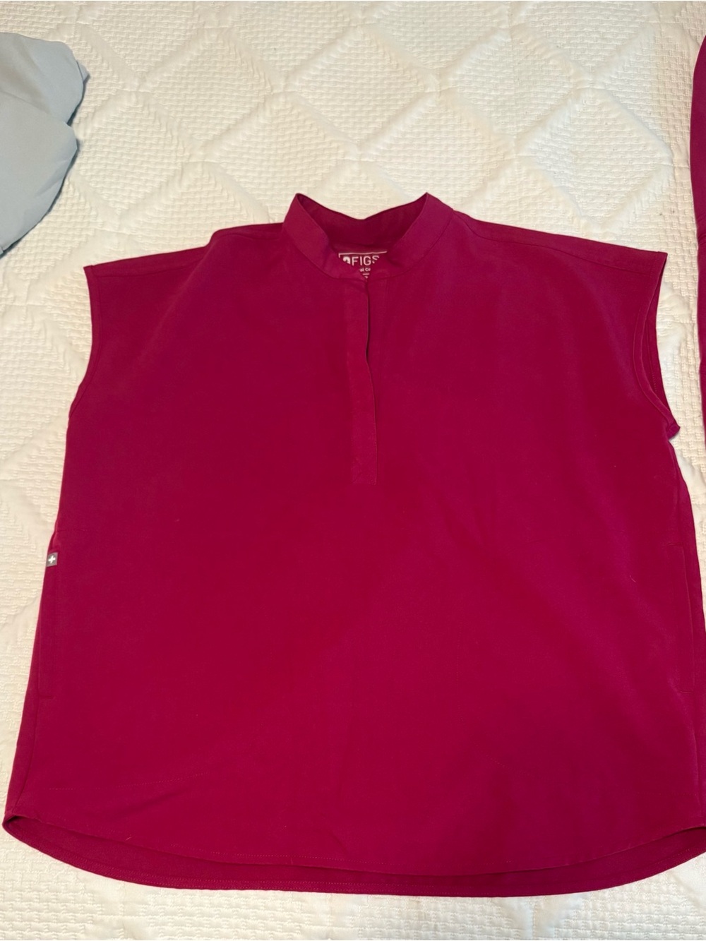 Figs Sleeveless Stand-Collar Scrub Top in Magenta